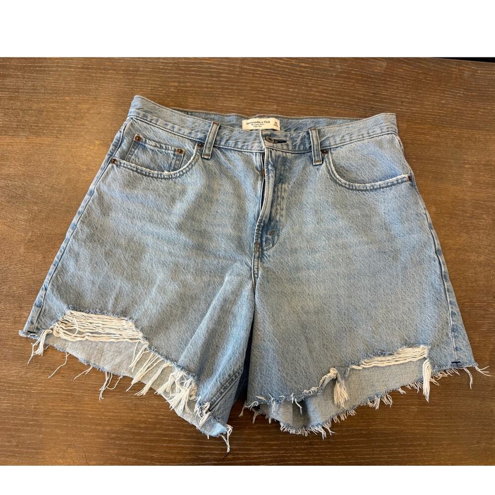 ABERCROMBIE & FITCH The Loose Short High Rise Denim Cut off Shorts Women 31